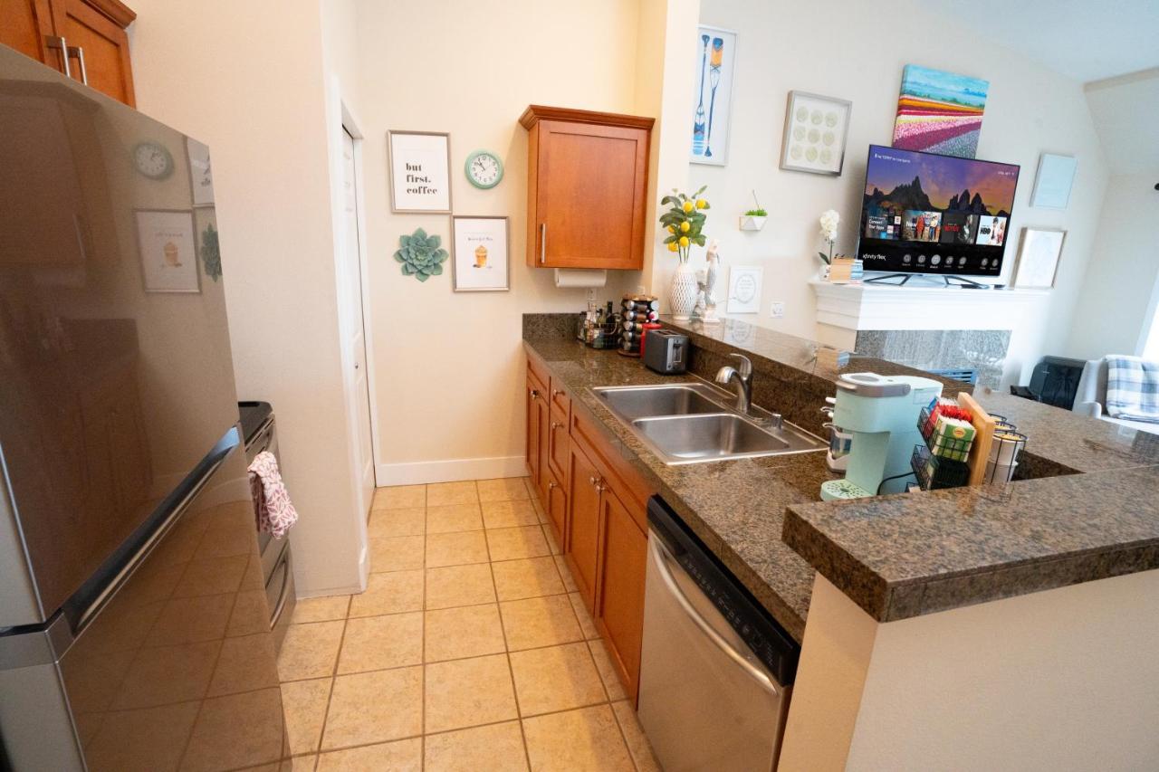 Top Floor Water View Oasis Near Space Needle & Cruise سياتل المظهر الخارجي الصورة