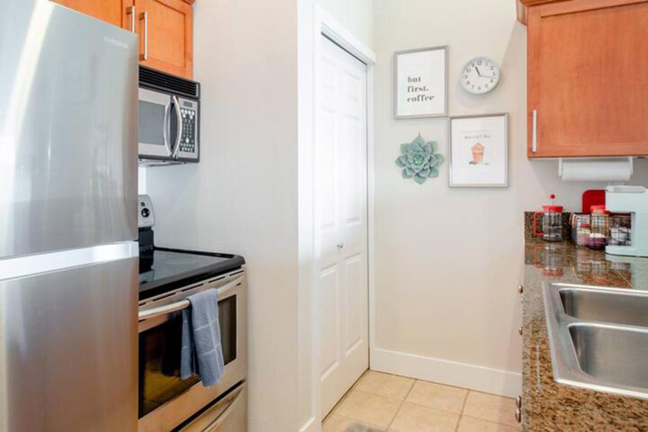 Top Floor Water View Oasis Near Space Needle & Cruise سياتل المظهر الخارجي الصورة