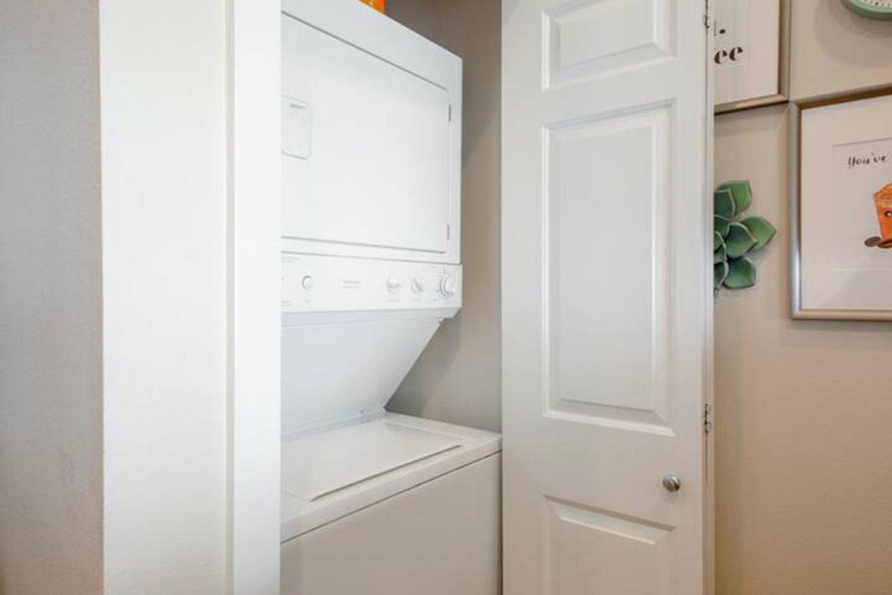 Top Floor Water View Oasis Near Space Needle & Cruise سياتل المظهر الخارجي الصورة